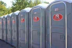 Best VIP or Luxury Restroom Trailers  in Kings Park, VA